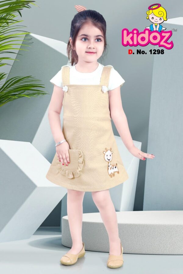 Girls Embroidered Cotton Dungaree With T-Shirt